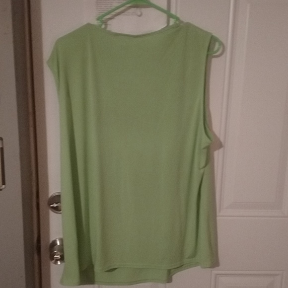 Shirt - Picture 4 of 4